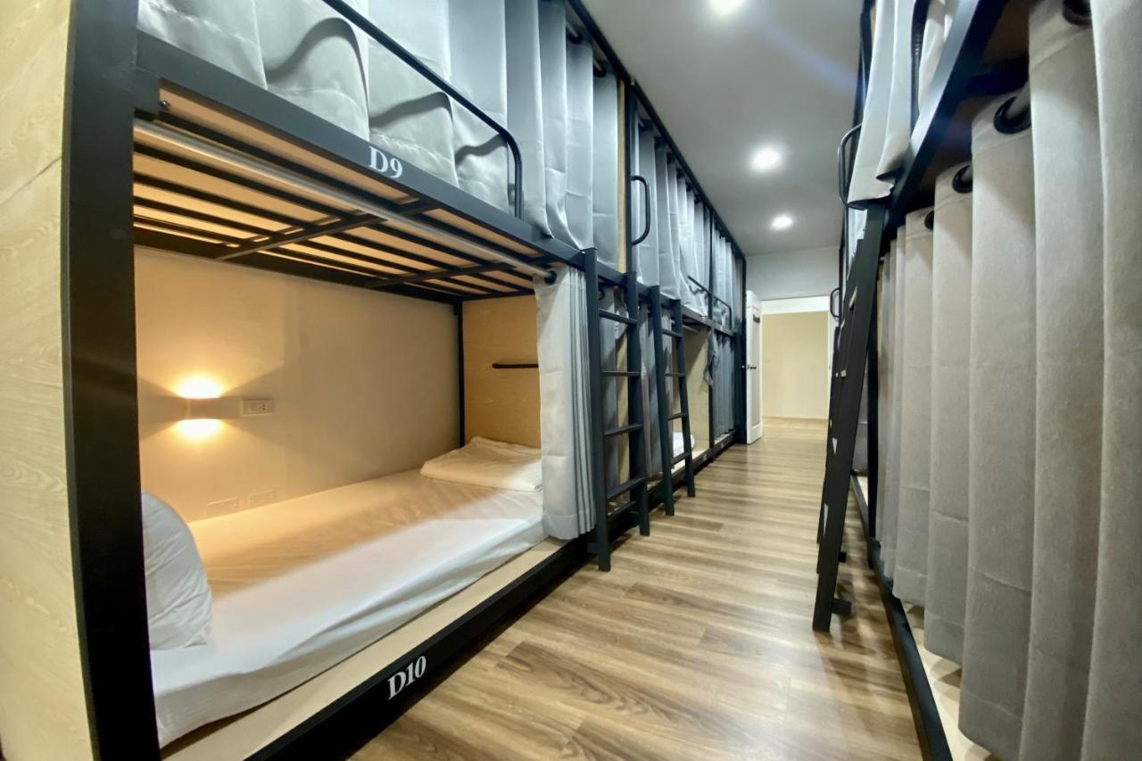 Forgotten Hostel Silom バンコク都 エクステリア 写真