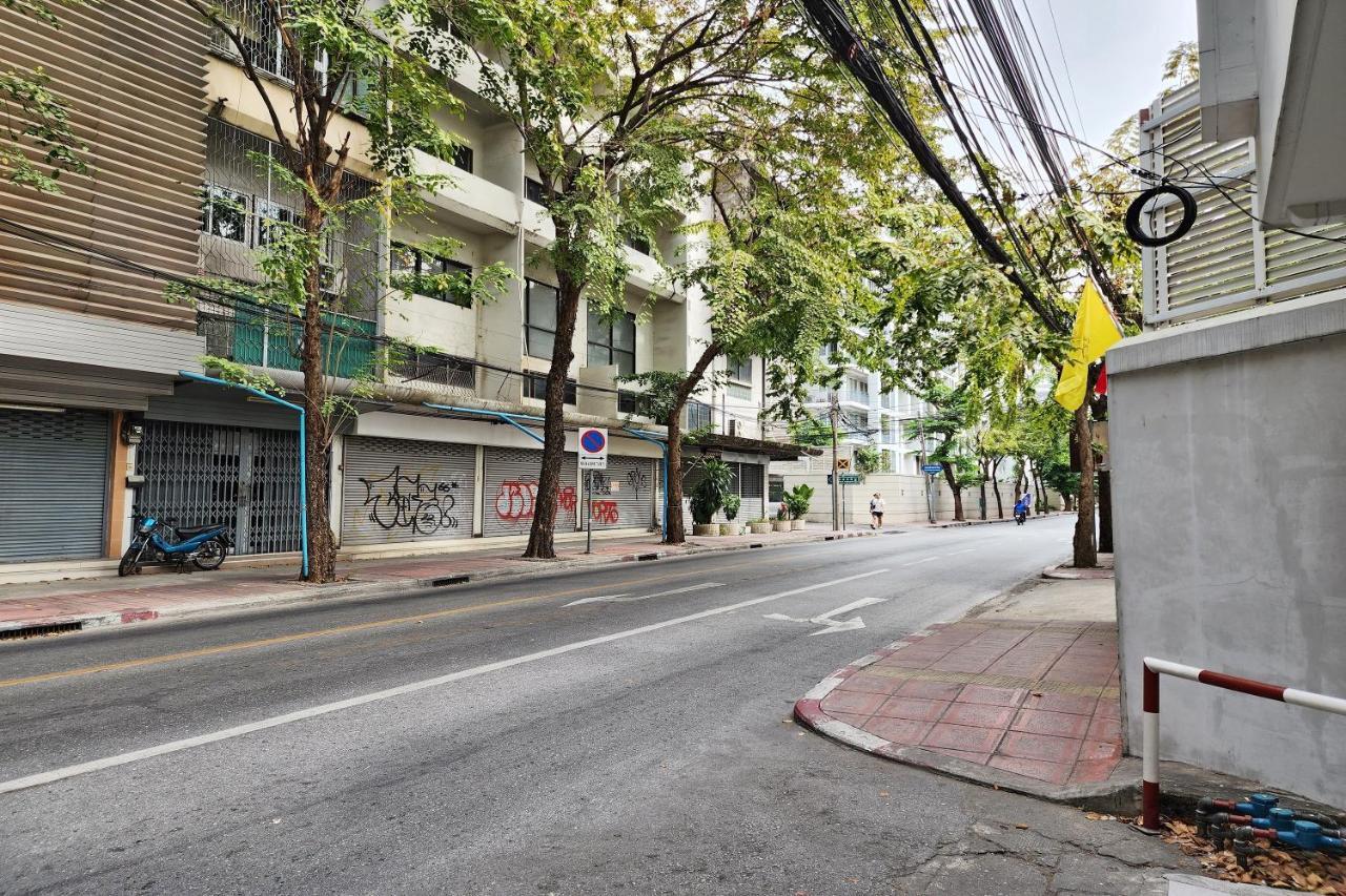 Forgotten Hostel Silom バンコク都 エクステリア 写真
