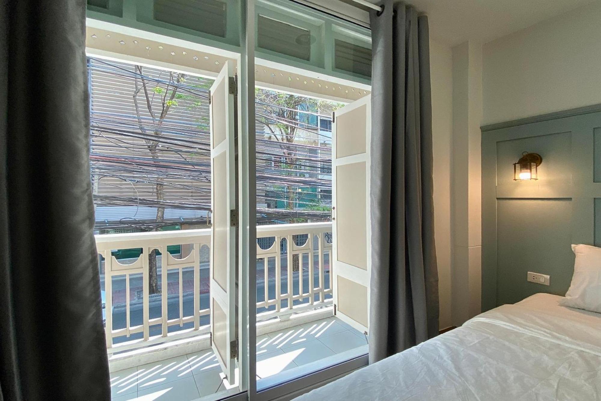 Forgotten Hostel Silom バンコク都 エクステリア 写真