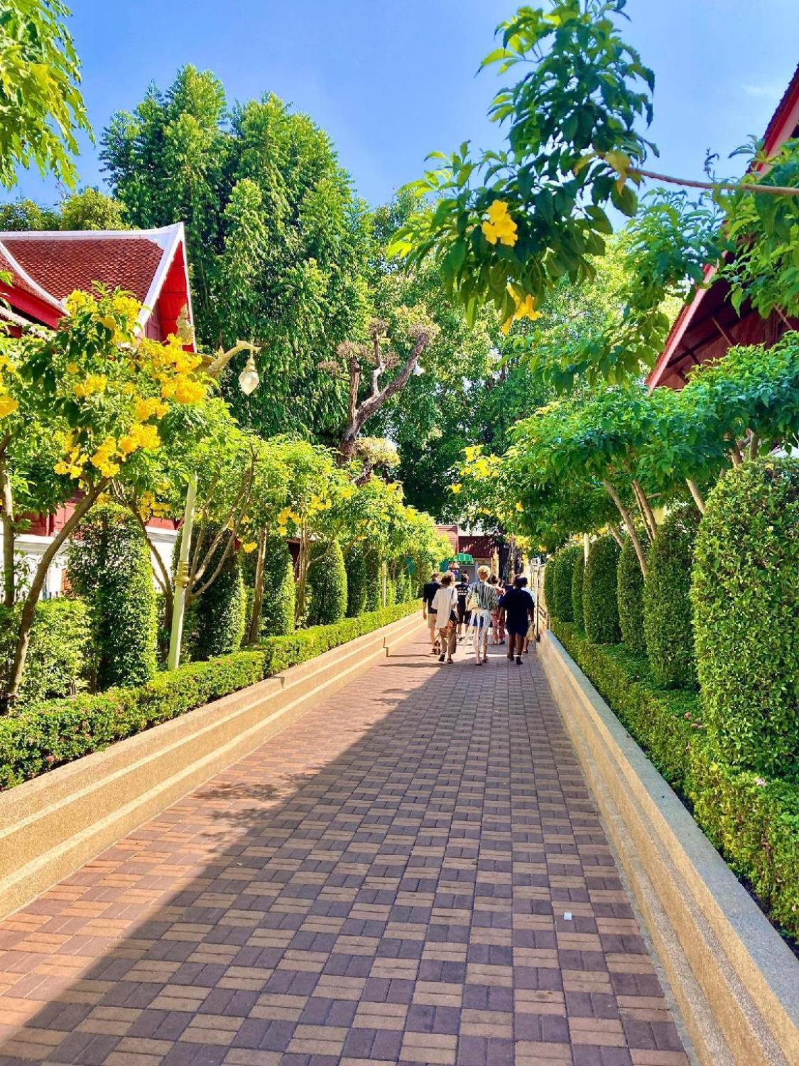 Forgotten Hostel Silom バンコク都 エクステリア 写真